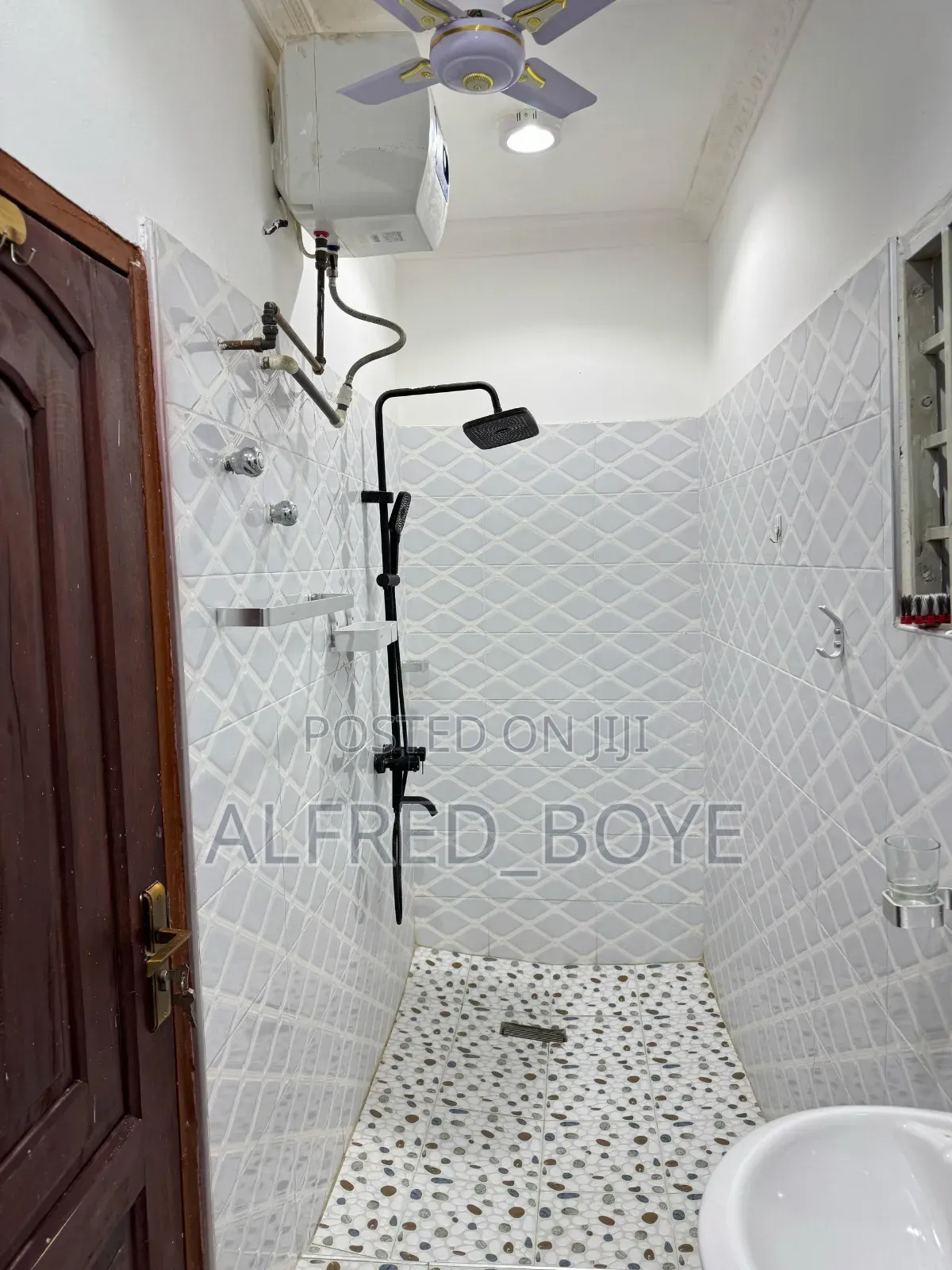Furnished 1bdrm Apartment in Kunedu Estates, Dansoman for rent
