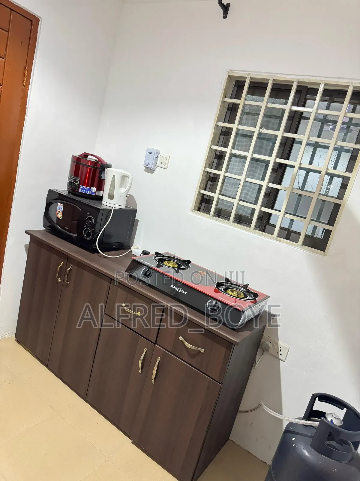 Furnished 1bdrm Apartment in Kunedu Estates, Dansoman for rent