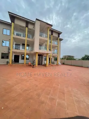 3bdrm Apartment in East Airport, Tseaddo for rent