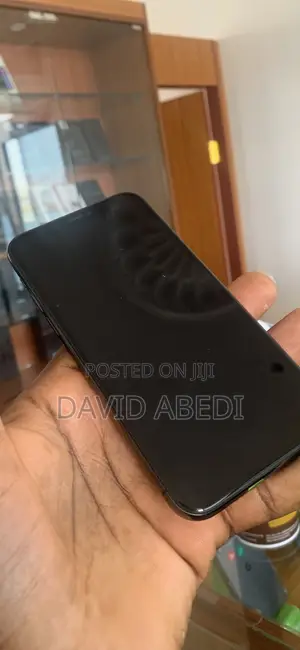 Apple iPhone 11 Pro 64 GB Gray