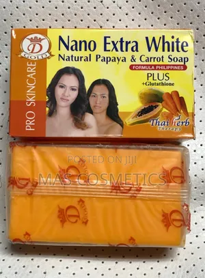 Nano Extra White Natural Papaya Carrot Soap