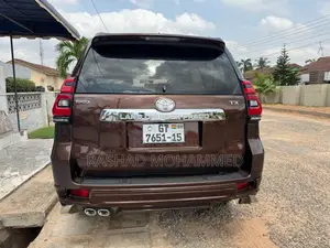 Toyota Land Cruiser Prado 2015 Brown