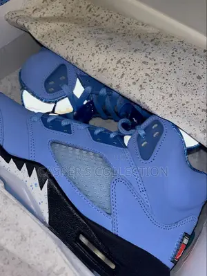 Air Jordan 5 Retro Se “'Unc ”