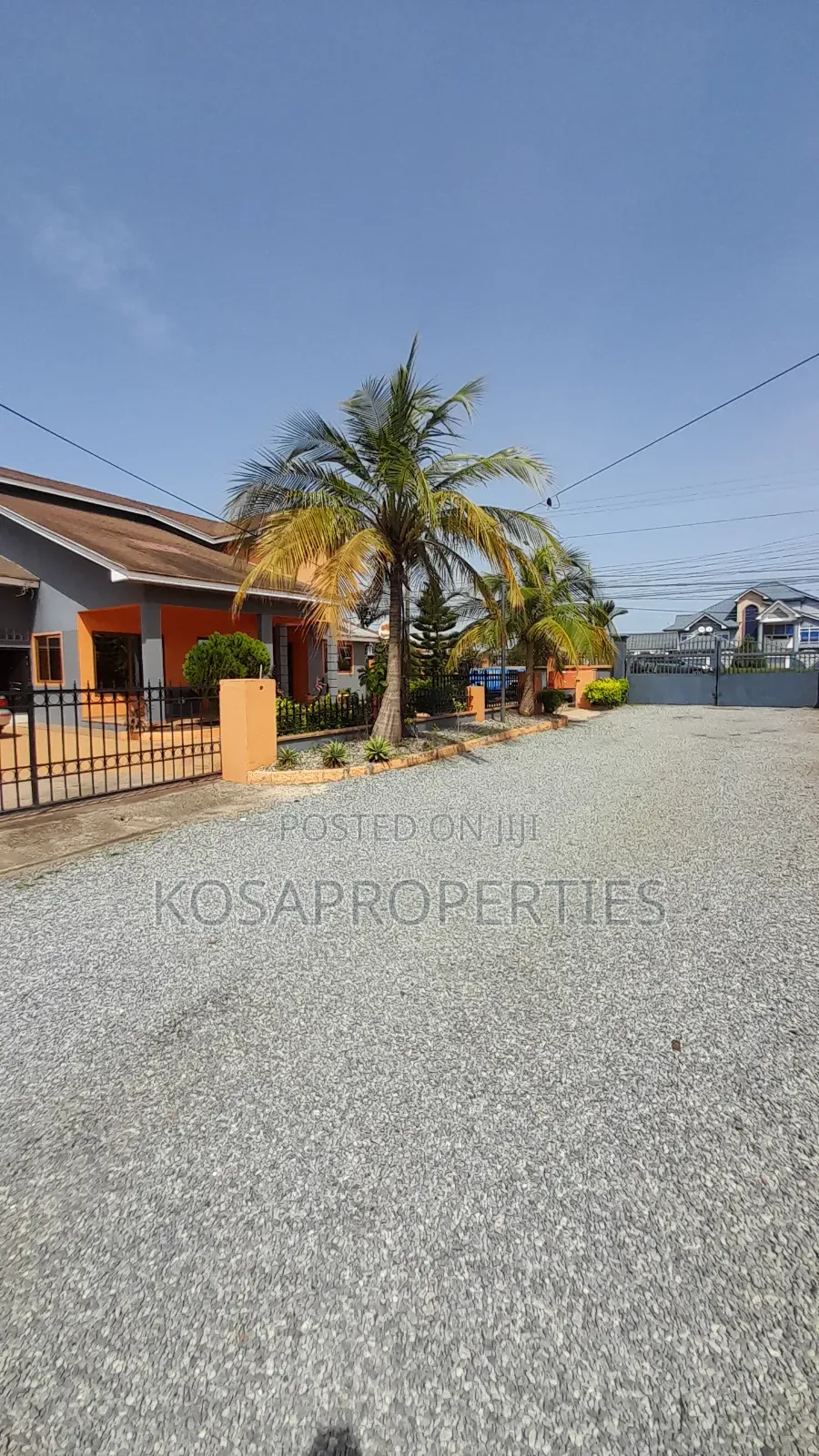 5bdrm House in Adjiringanor Ability, Adjiriganor for sale