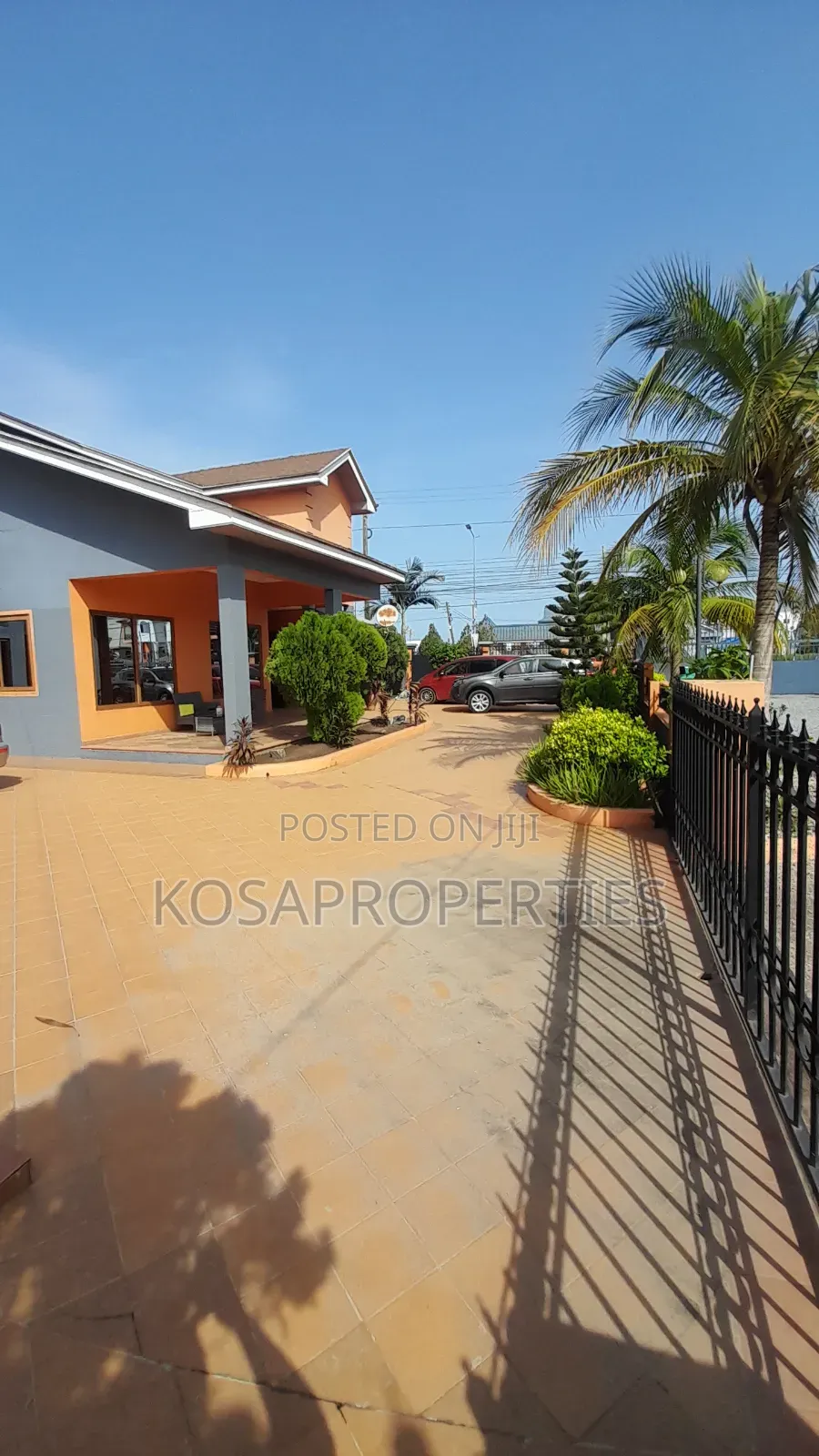 5bdrm House in Adjiringanor Ability, Adjiriganor for sale