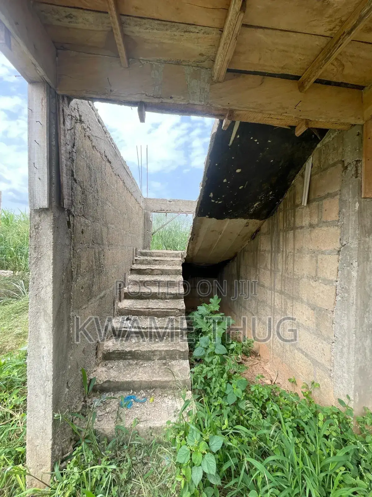 4bdrm House in Ampayoo, Kumasi Metropolitan for sale