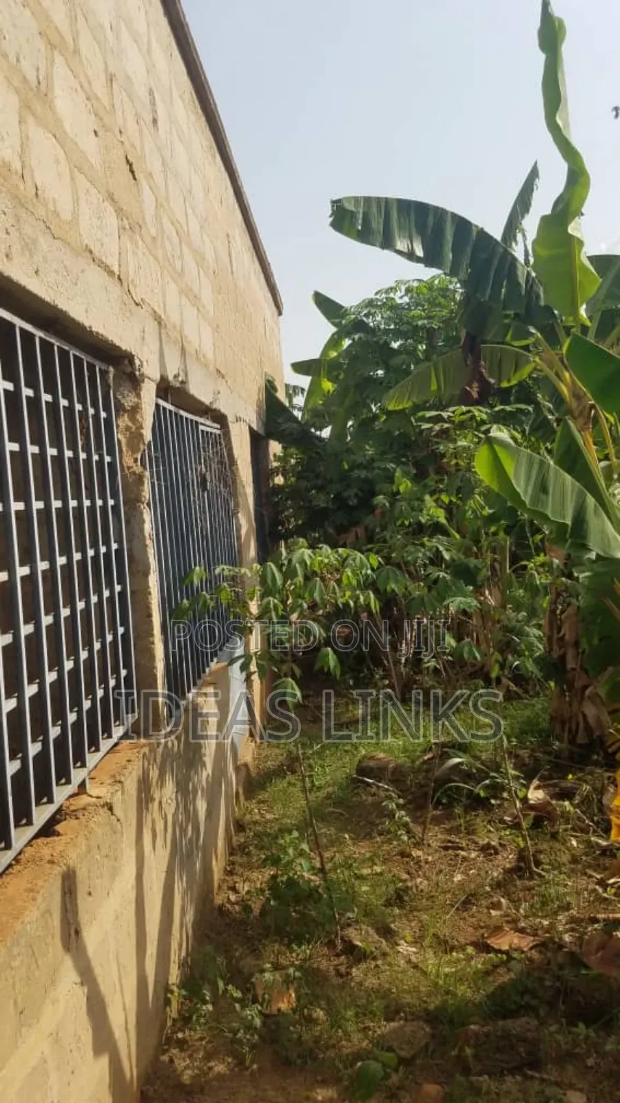 4bdrm Apartment in Ideas Link &, Atwima Kwanwoma for sale