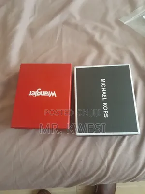 Brand New Michael Kors Wallet From Usa