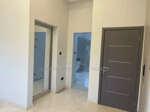 4bdrm House in East Legon for rent
