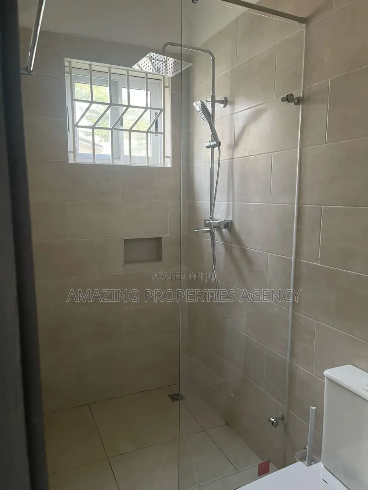 4bdrm House in East Legon for rent