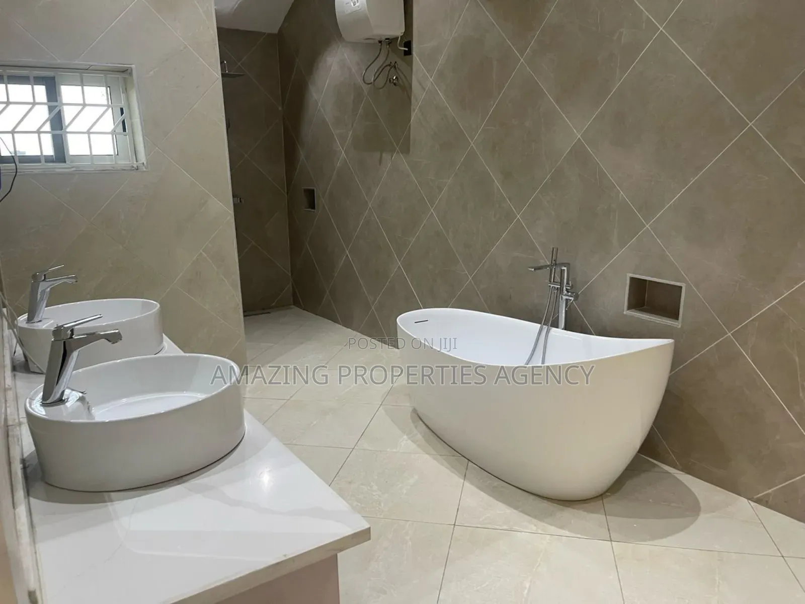 4bdrm House in East Legon for rent