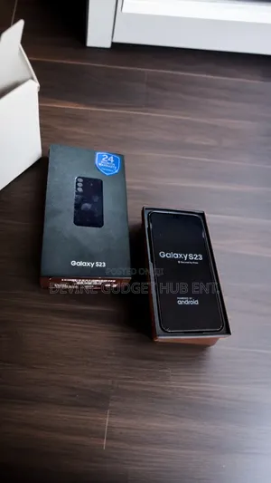 New Samsung Galaxy S23 128 GB Silver