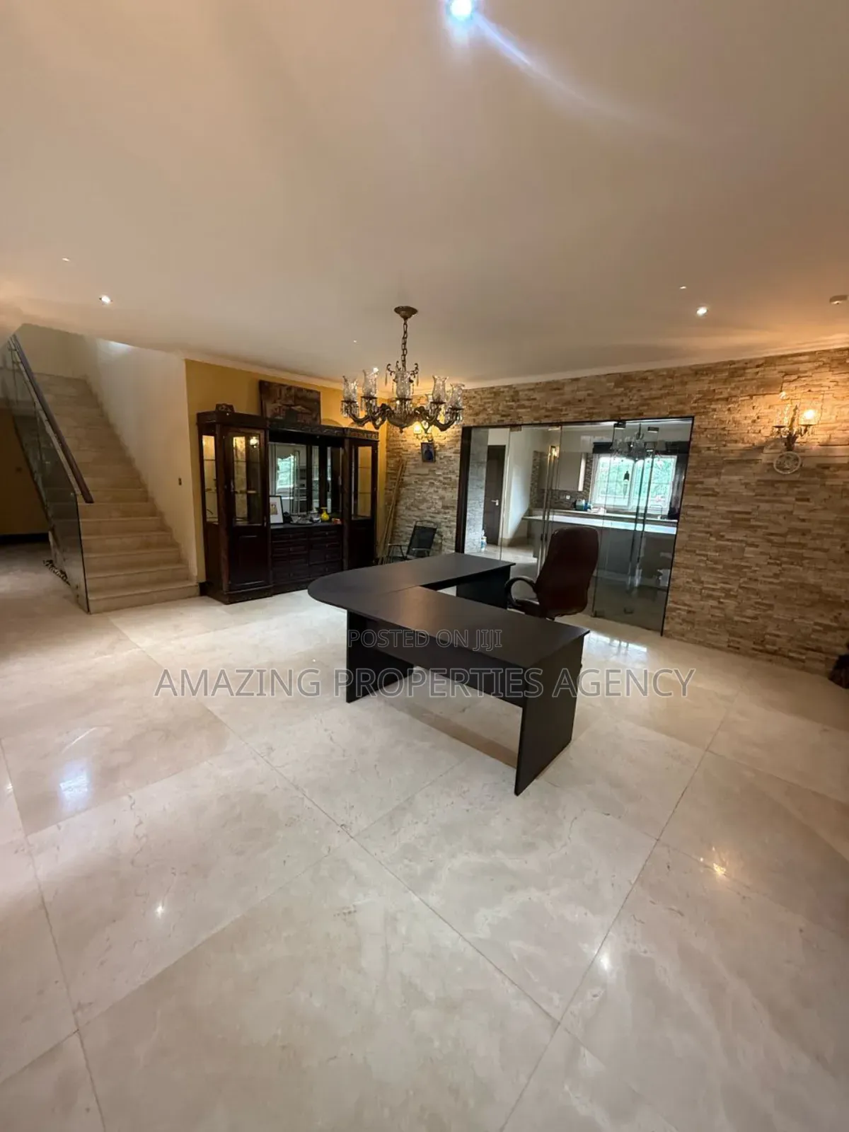 4bdrm House in Airport Residential Area for rent