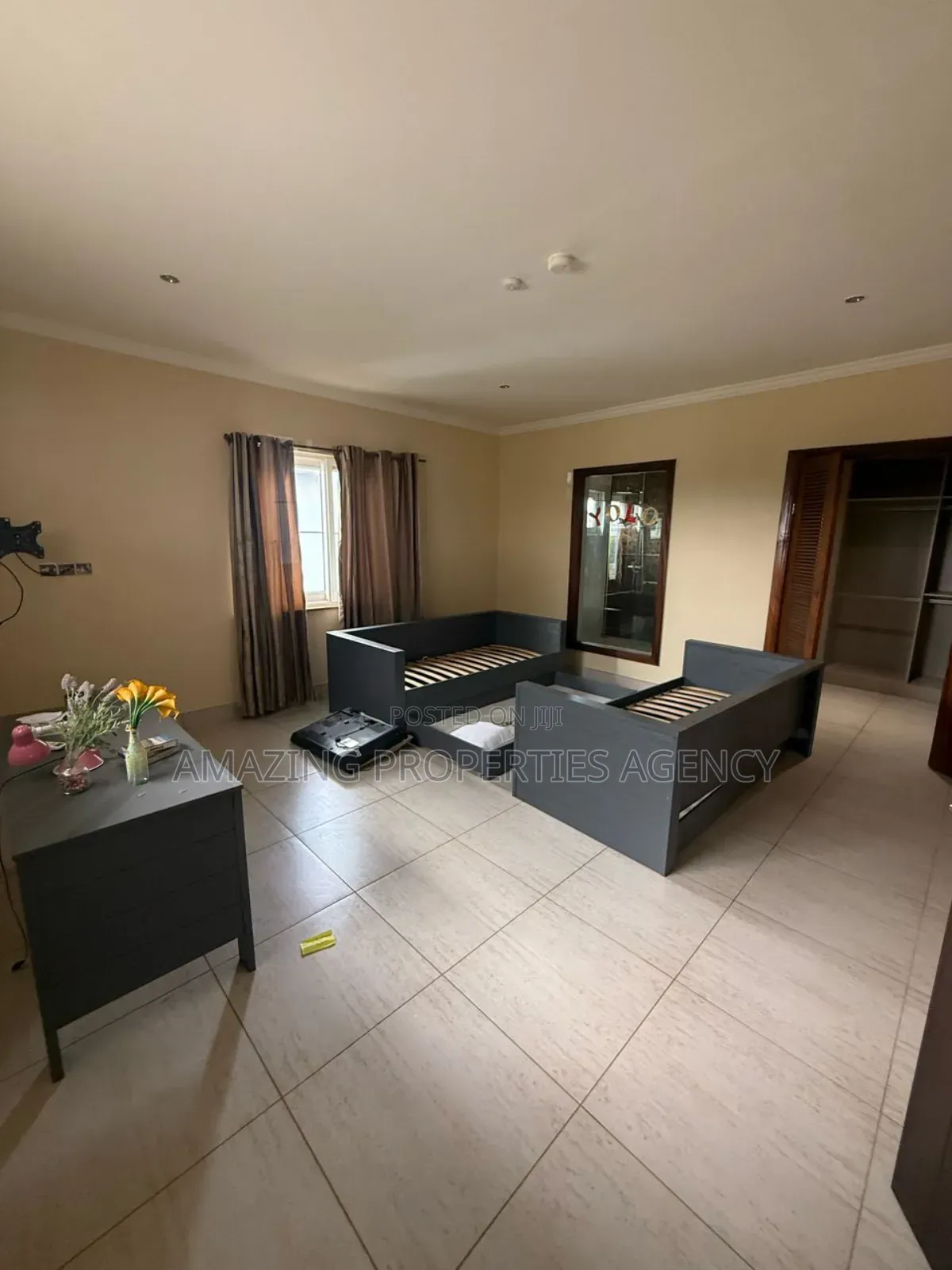 4bdrm House in Airport Residential Area for rent