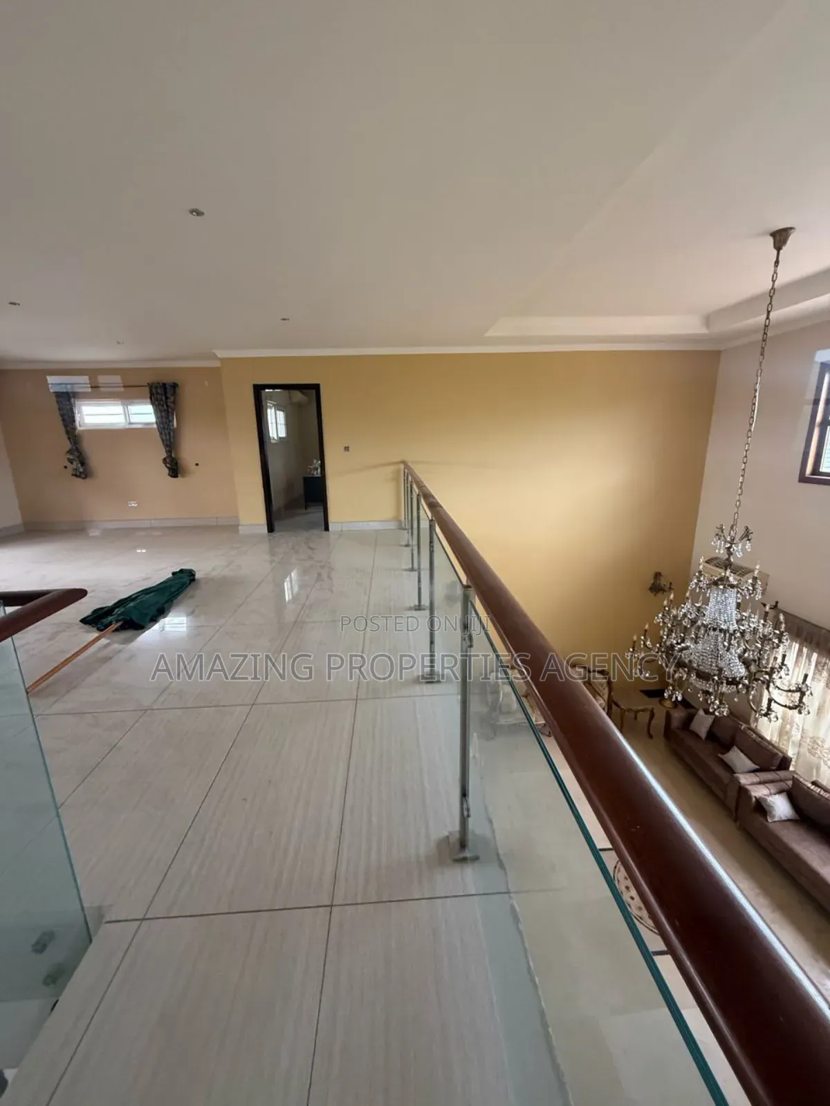 4bdrm House in Airport Residential Area for rent