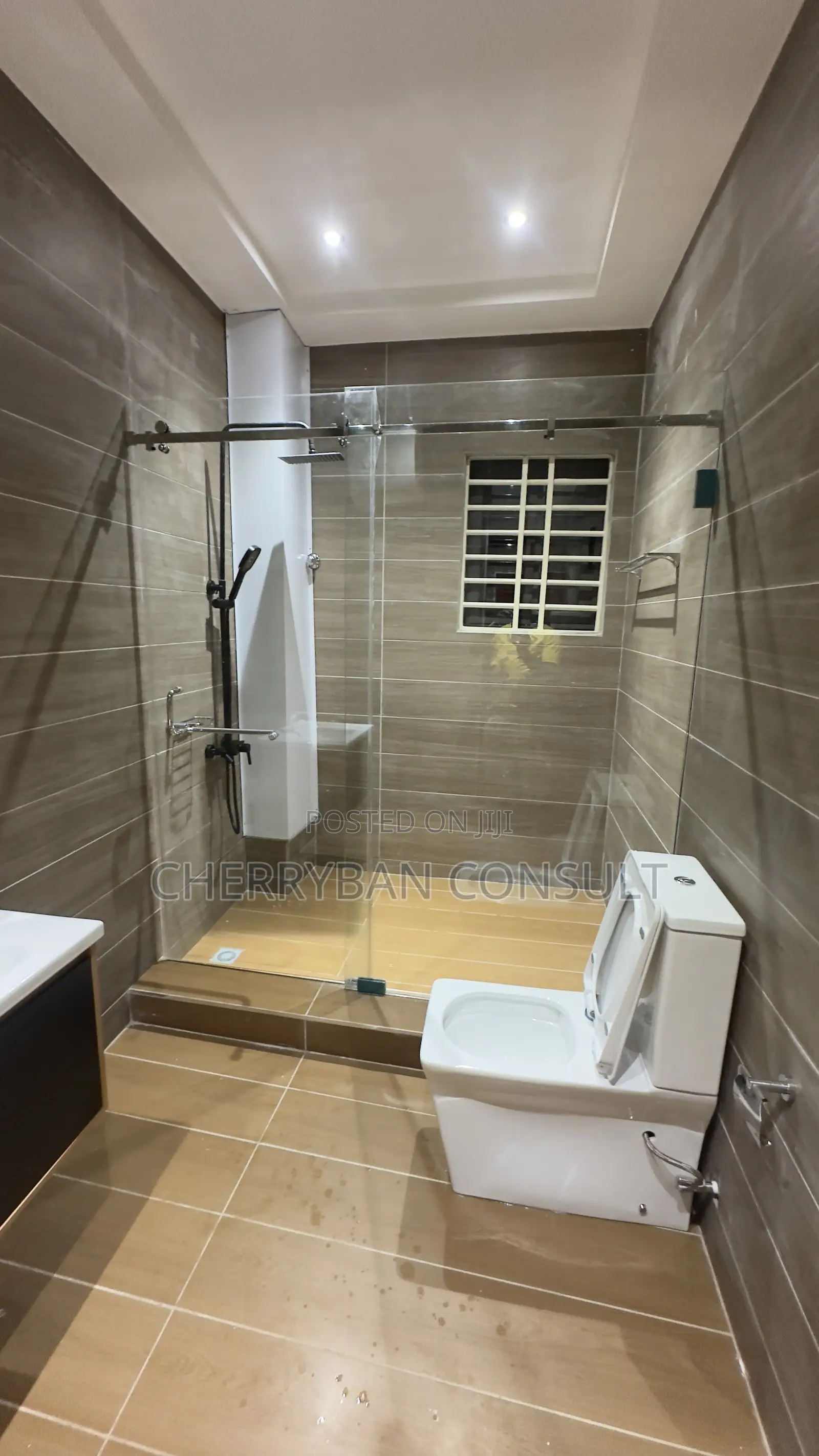 3bdrm Apartment in Cherryban Villa 1, New Market for rent