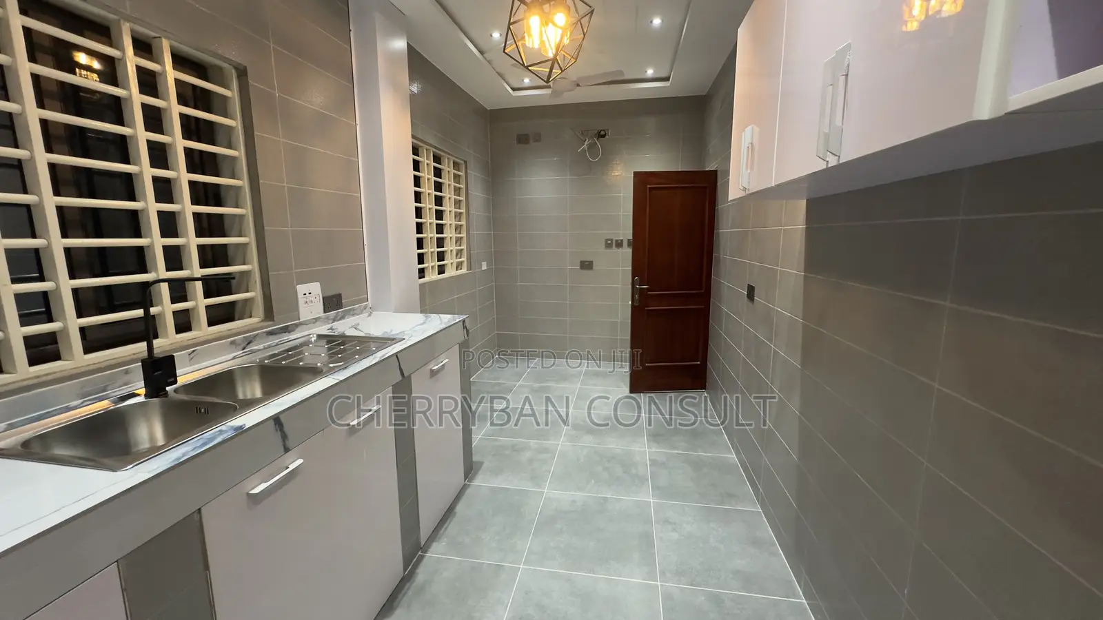 3bdrm Apartment in Cherryban Villa 1, New Market for rent