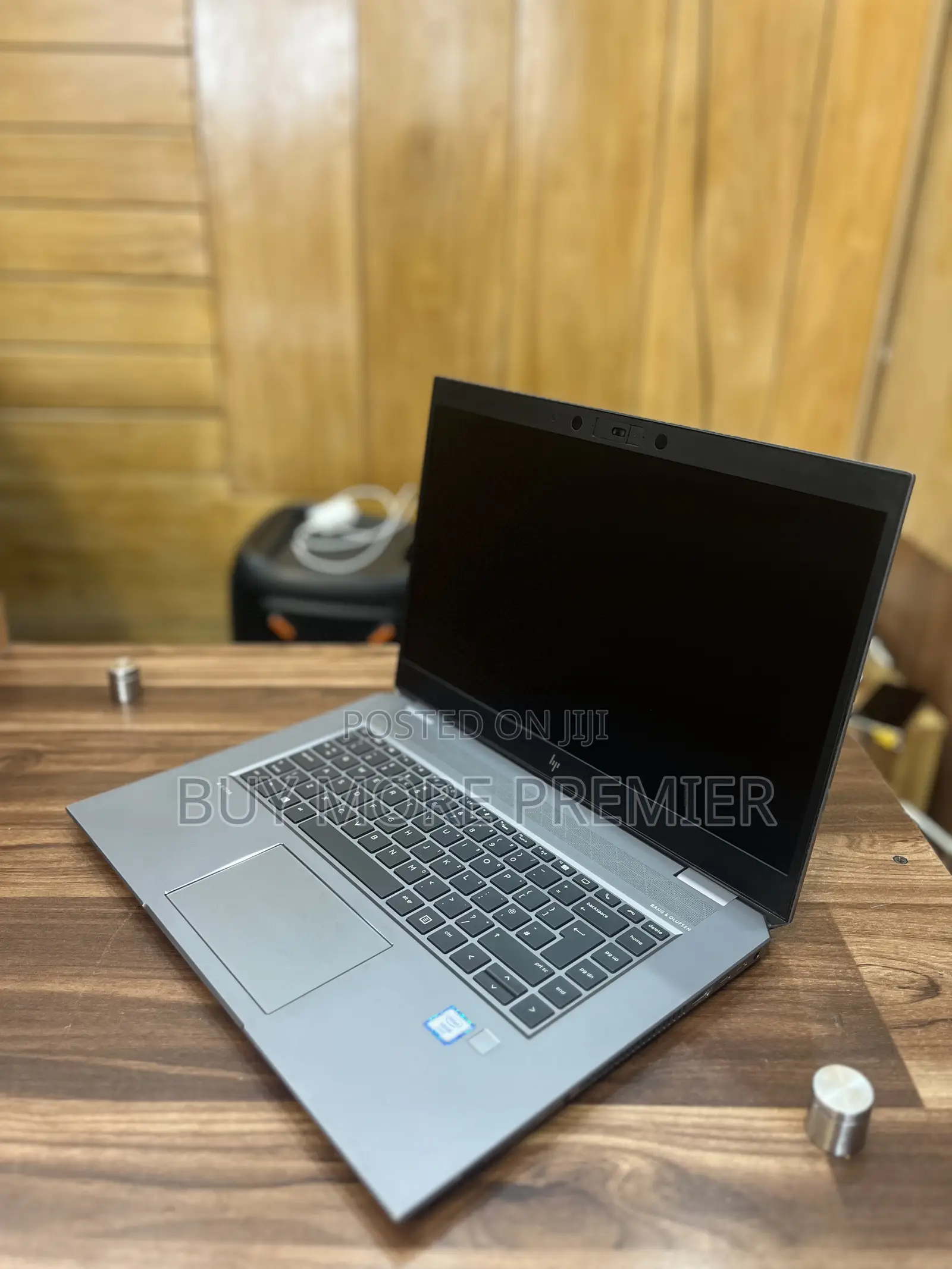 Laptop HP ZBook Studio G5 32GB Intel Xeon SSD 512GB