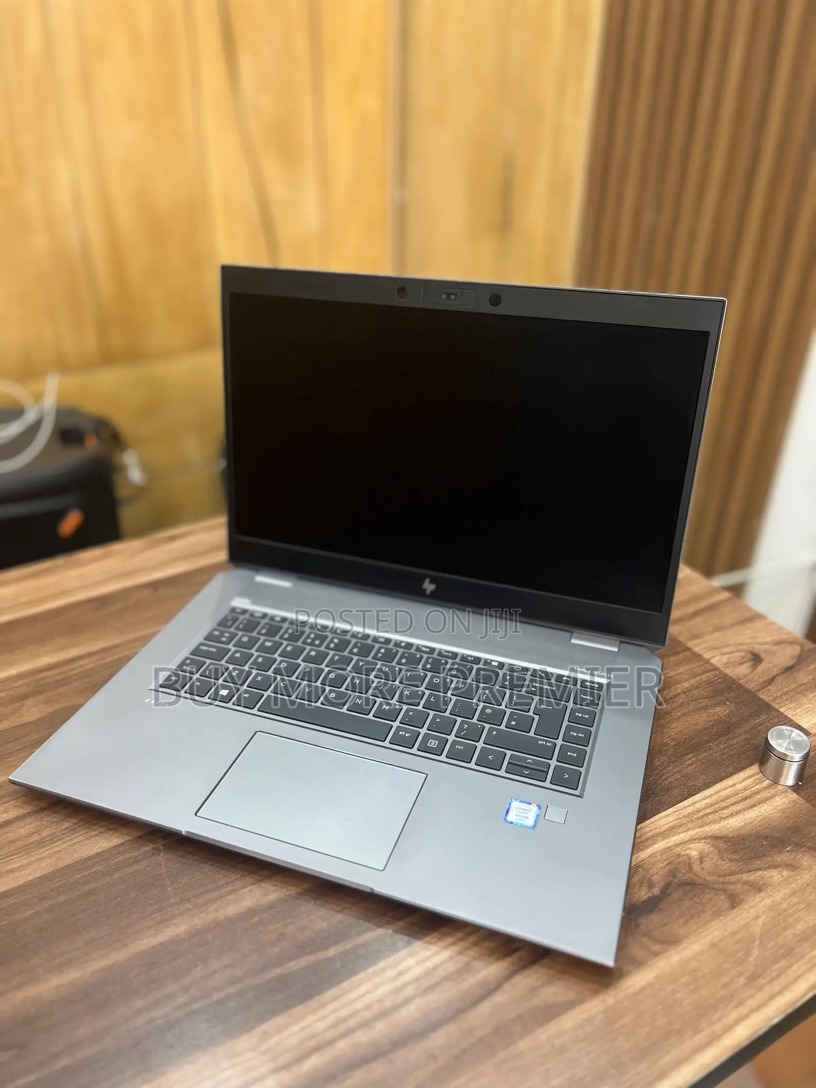 Laptop HP ZBook Studio G5 32GB Intel Xeon SSD 512GB