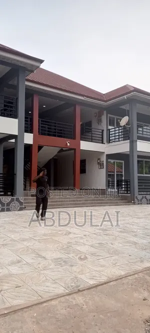 3bdrm Apartment in 3 Bedroom Apartment, Police Station for rent