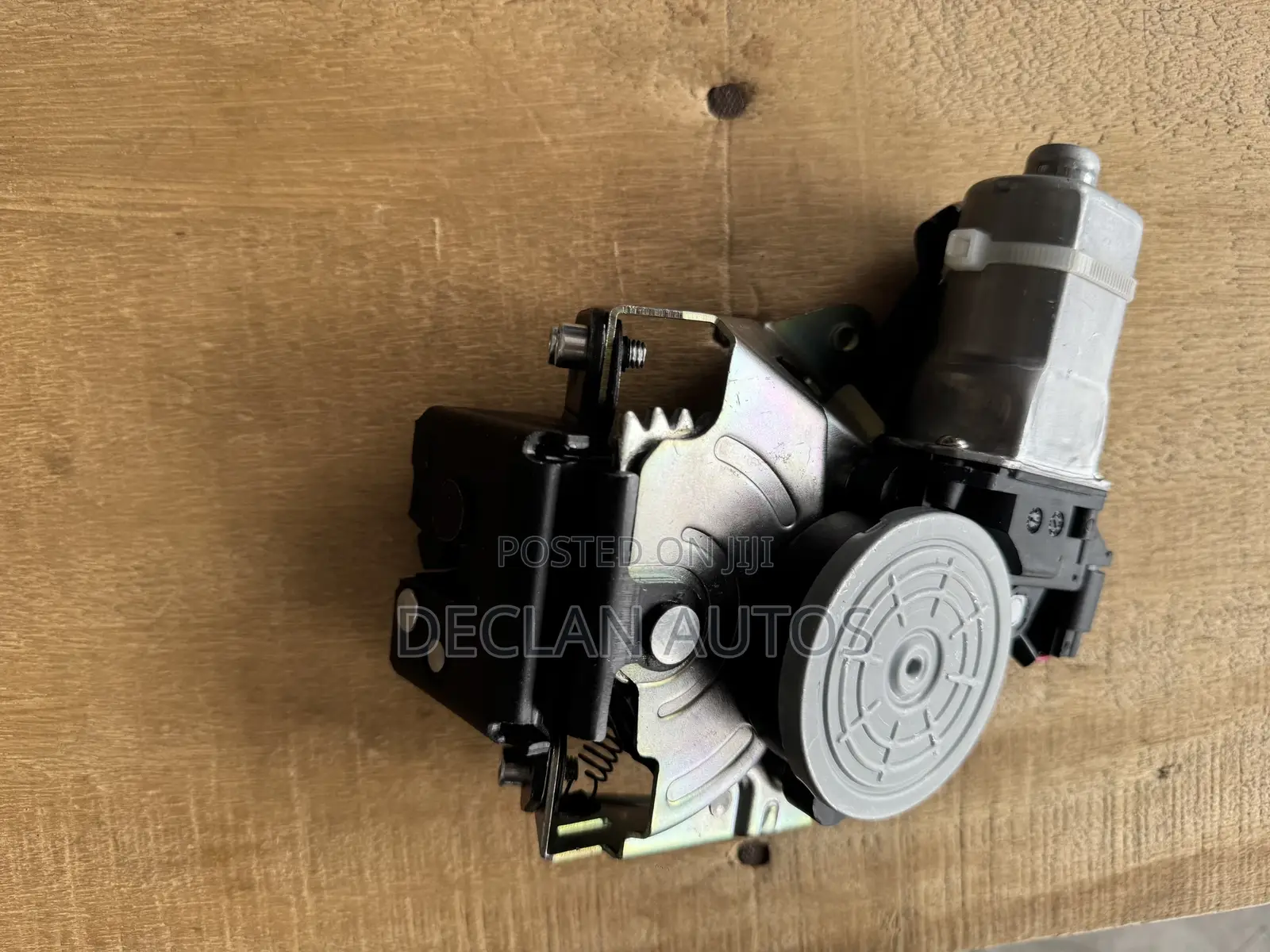Toyota Land Cruiser Boot Lock