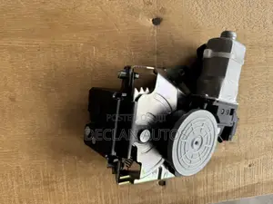 Toyota Land Cruiser Boot Lock