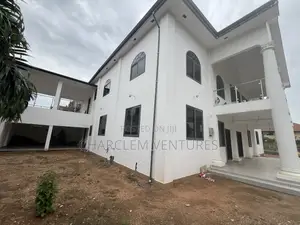 11bdrm House in Charclem Ventures Adjiriganor for sale