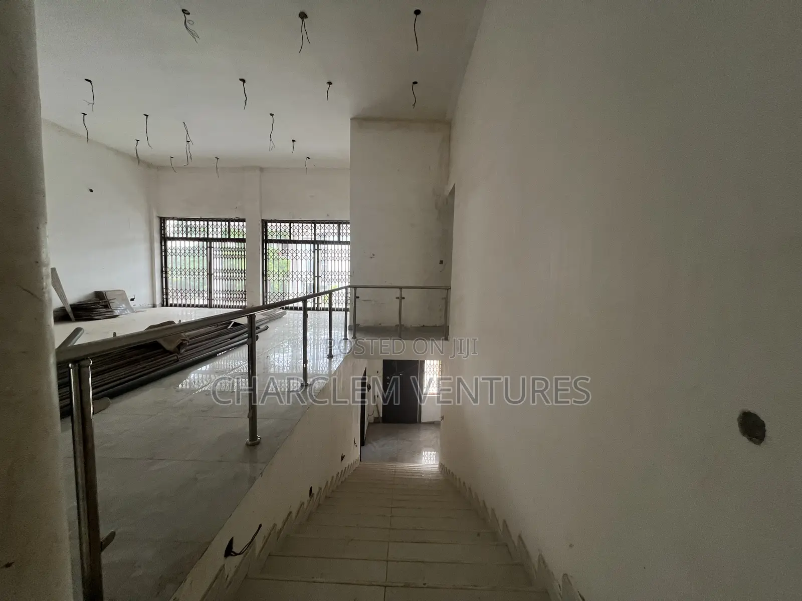 11bdrm House in Charclem Ventures Adjiriganor for sale