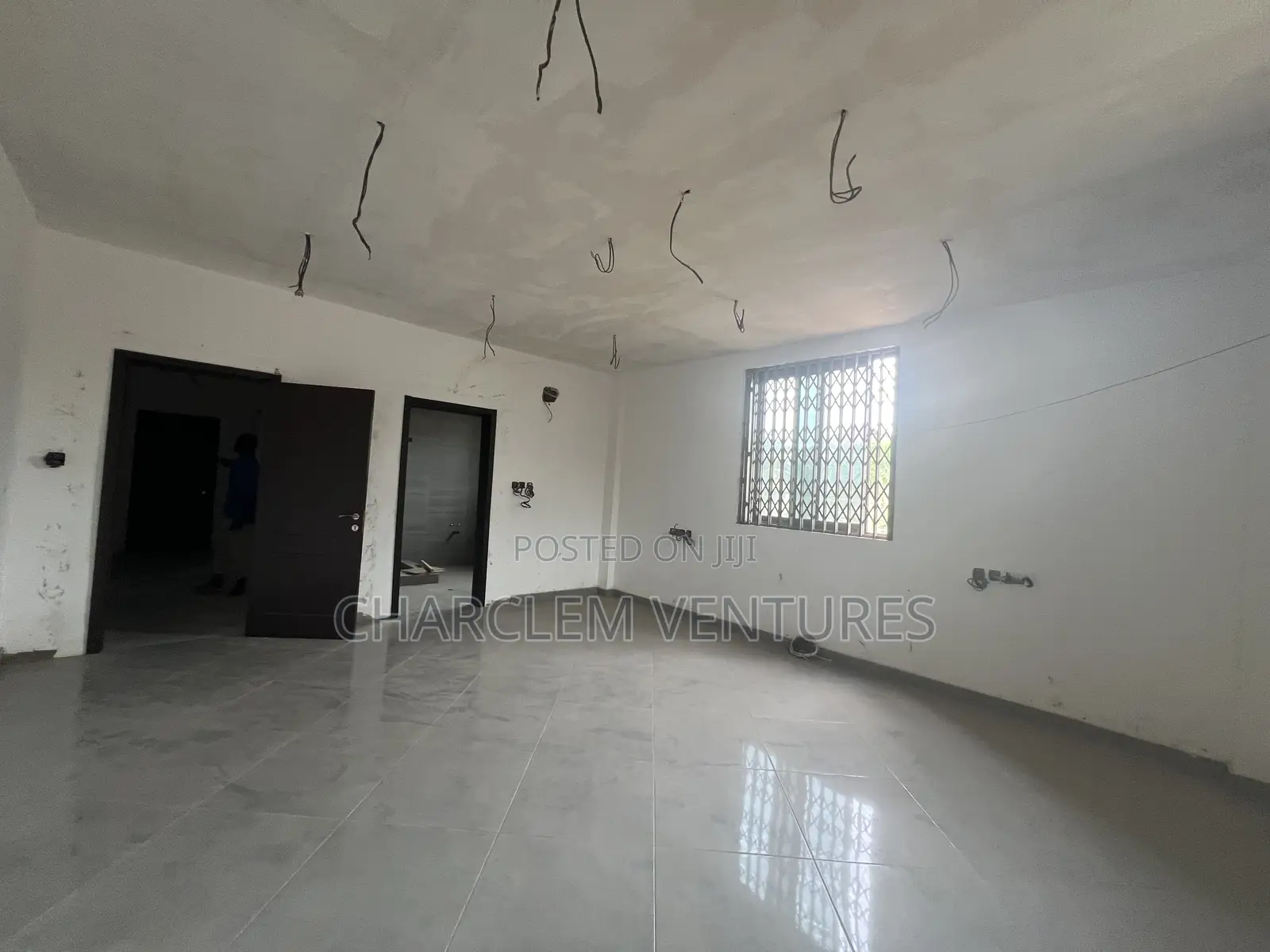 11bdrm House in Charclem Ventures Adjiriganor for sale