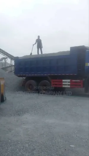 Chippings/Quarry Dust/Bouders