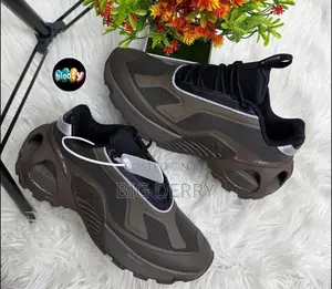 Adidas Infinity Brown