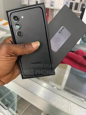 New Samsung Galaxy S23 128 GB Black