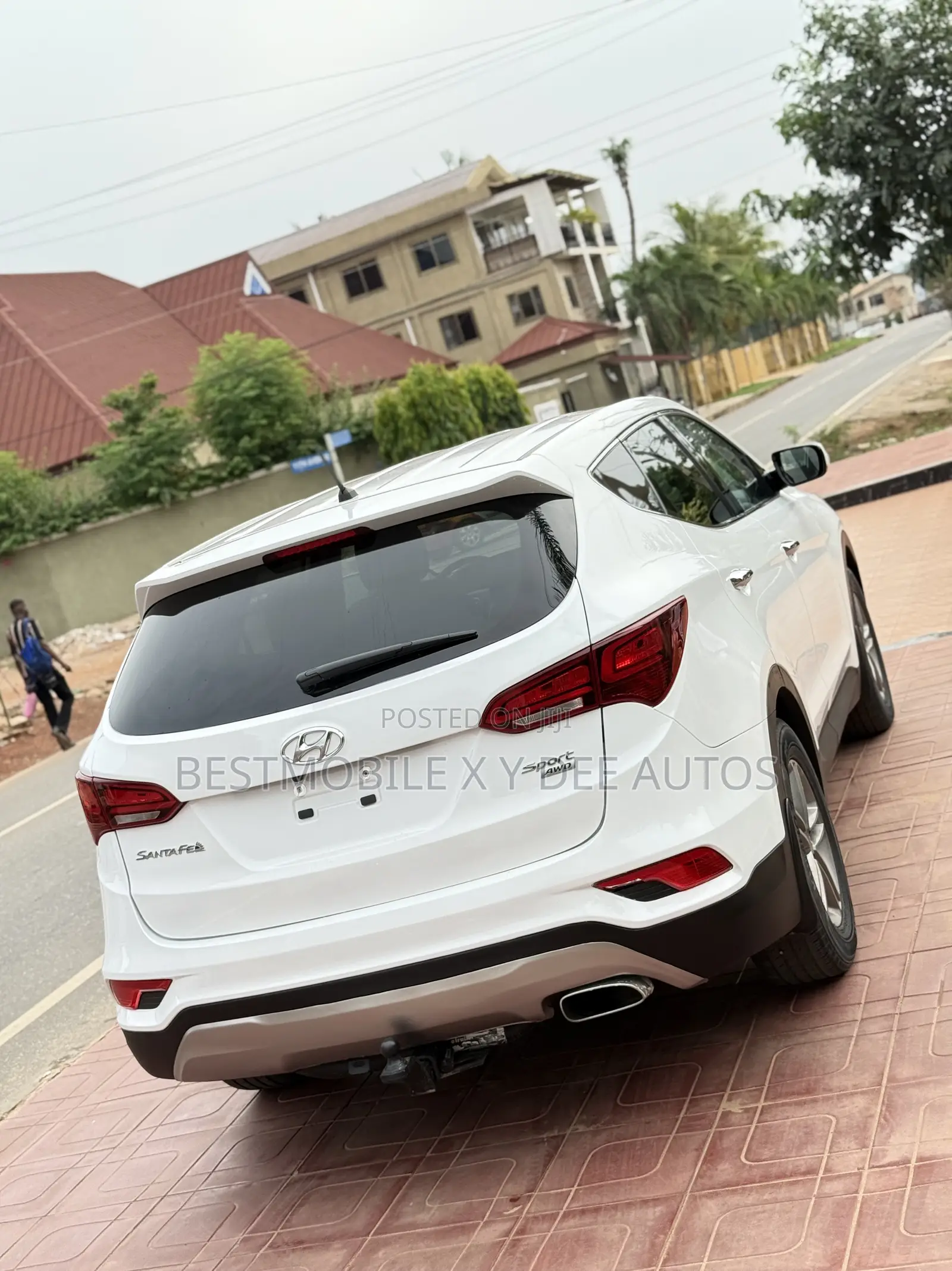 Hyundai Santa Fe SE AWD 2018 White
