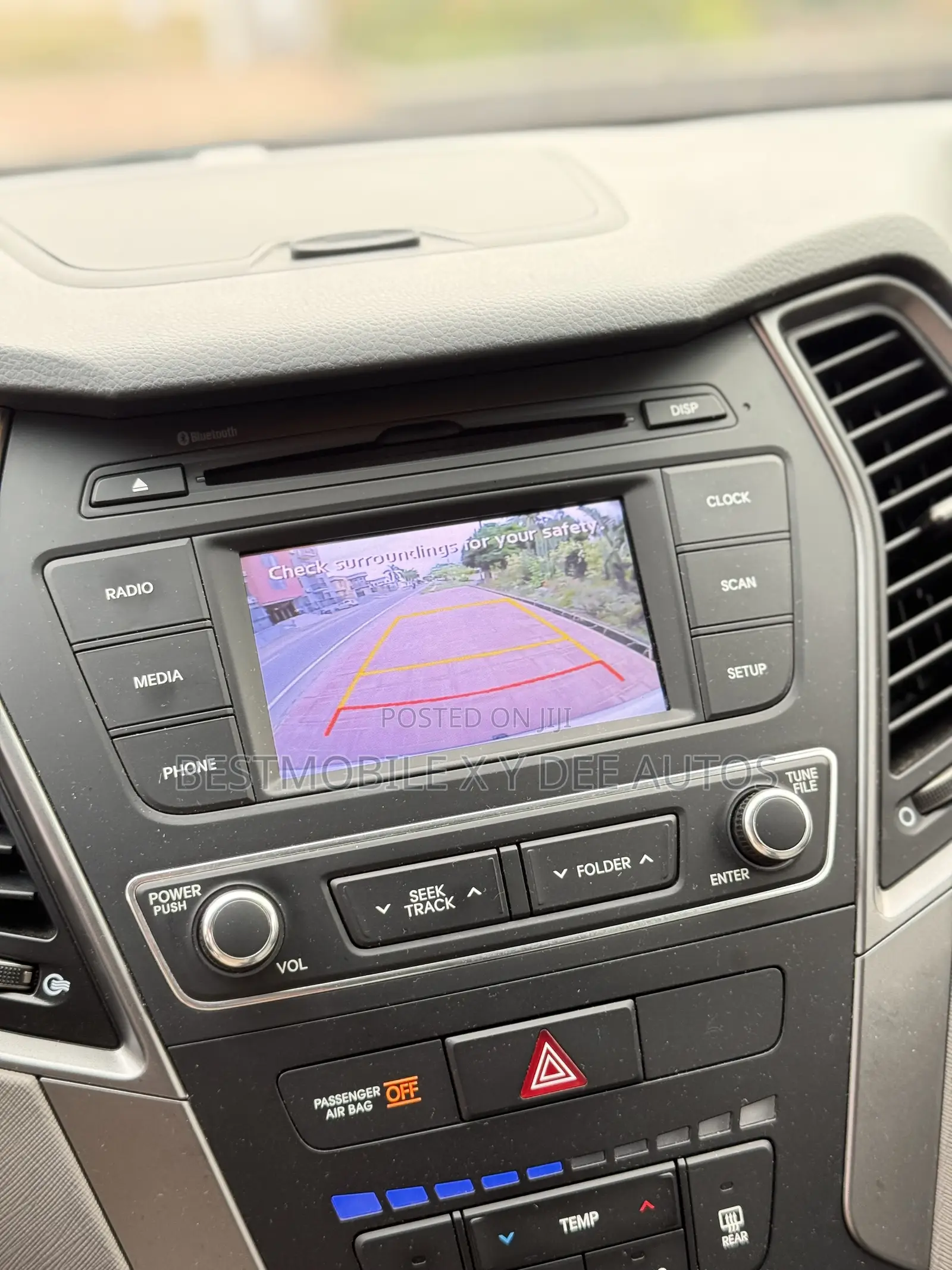 Hyundai Santa Fe SE AWD 2018 White