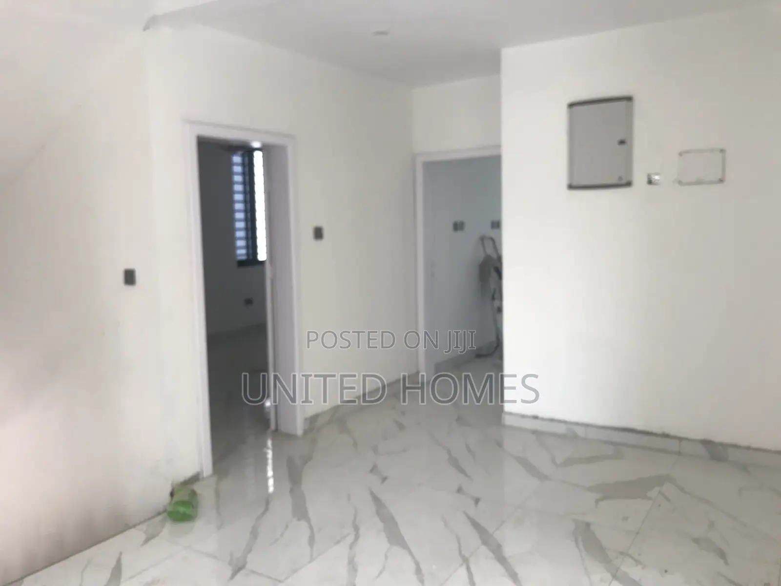5bdrm House in Dansoman for sale