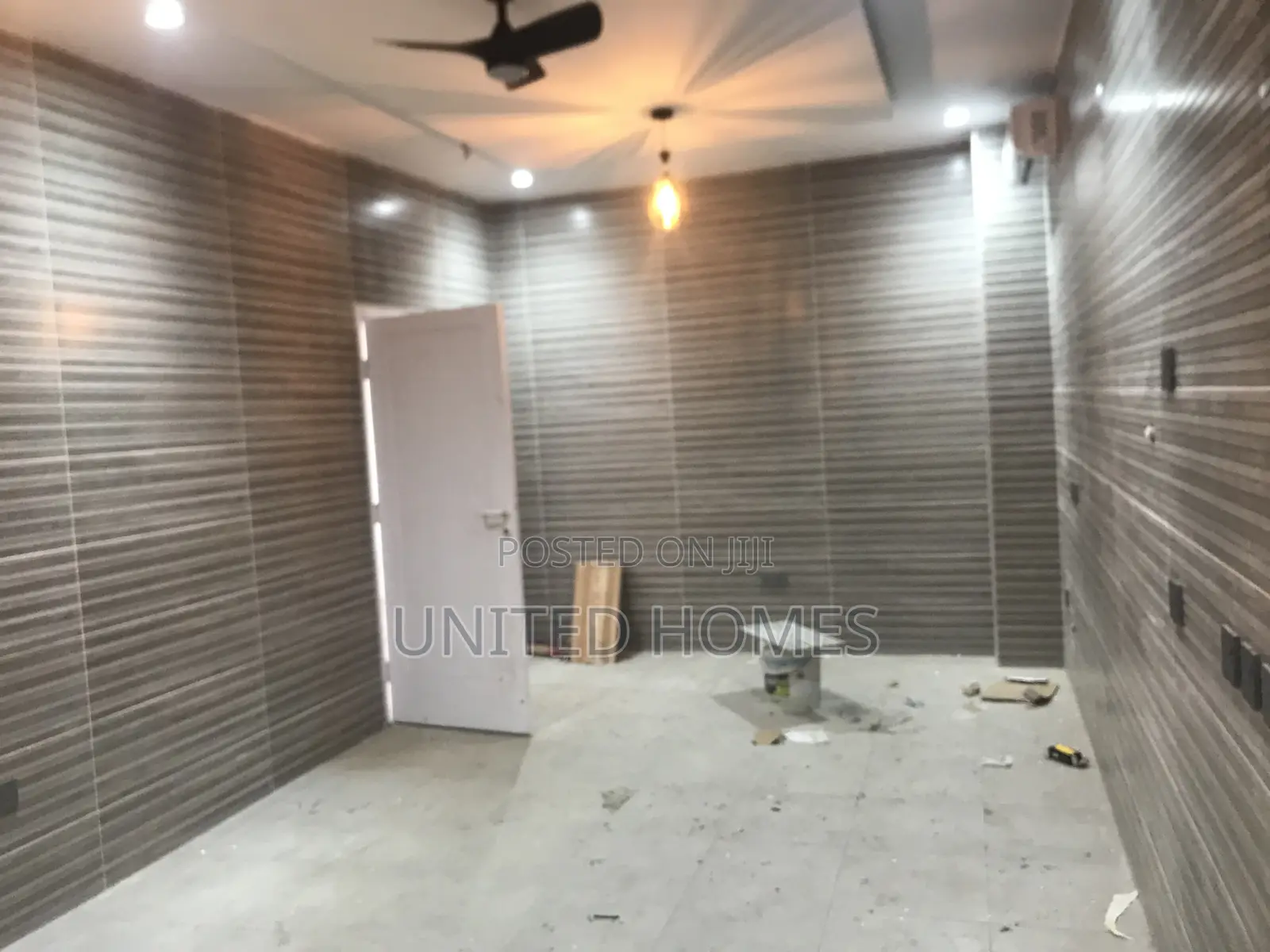 5bdrm House in Dansoman for sale