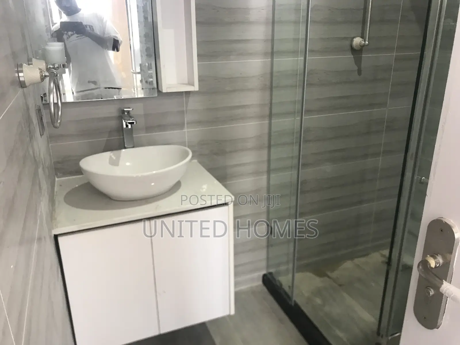 5bdrm House in Dansoman for sale