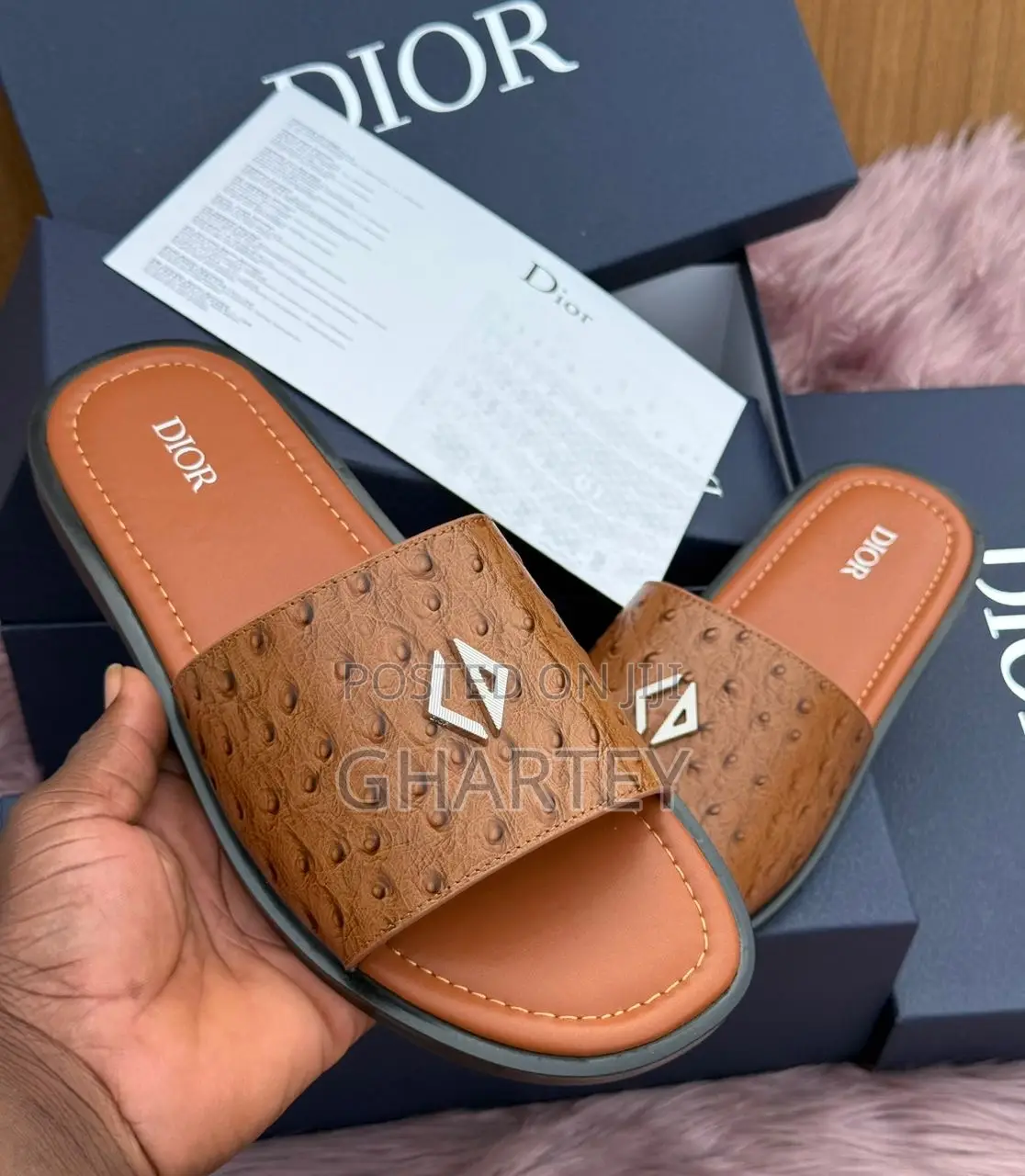 Dior Leather Softfootbed Leather Slippers