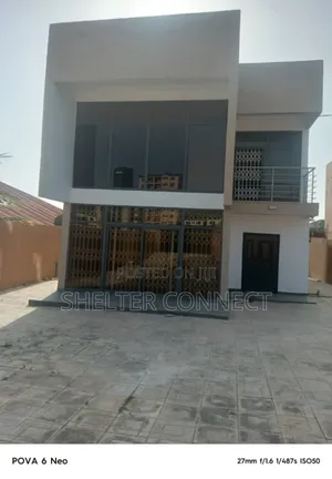 5bdrm Duplex in Oyarifa for sale