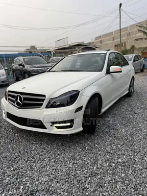 Mercedes-Benz C250 2014 White
