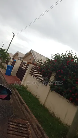 3bdrm House in Alorex Eng, Oyarifa for rent