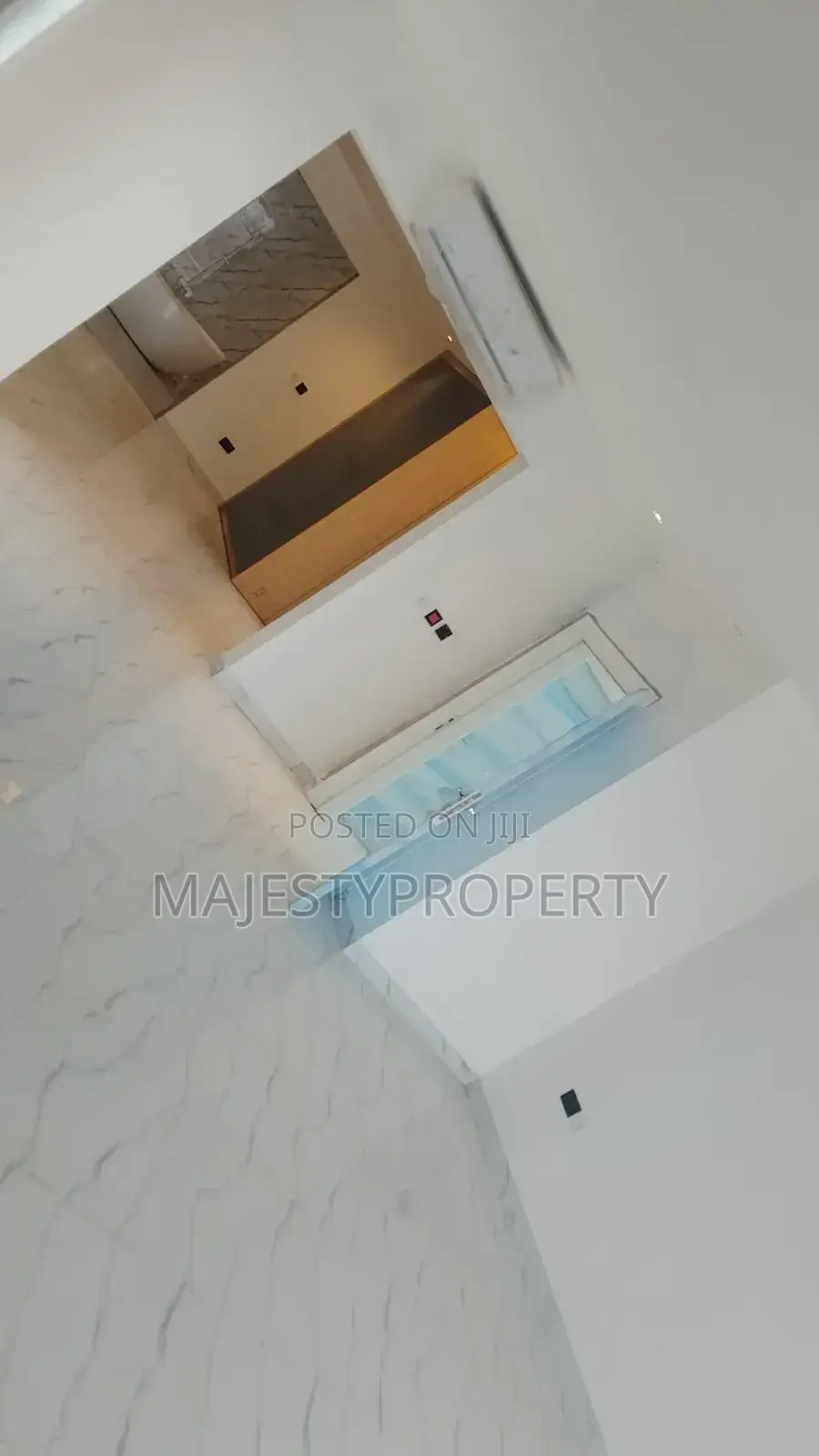 Newly Built 5bedrooms Self-Compound for Sale at Adiriganor