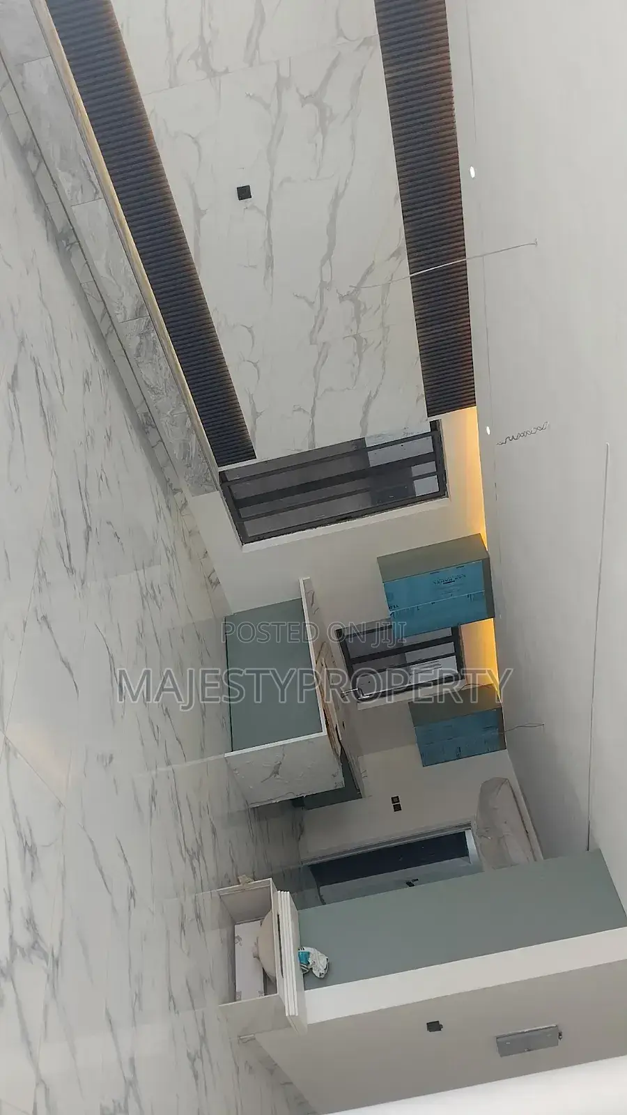 Newly Built 5bedrooms Self-Compound for Sale at Adiriganor