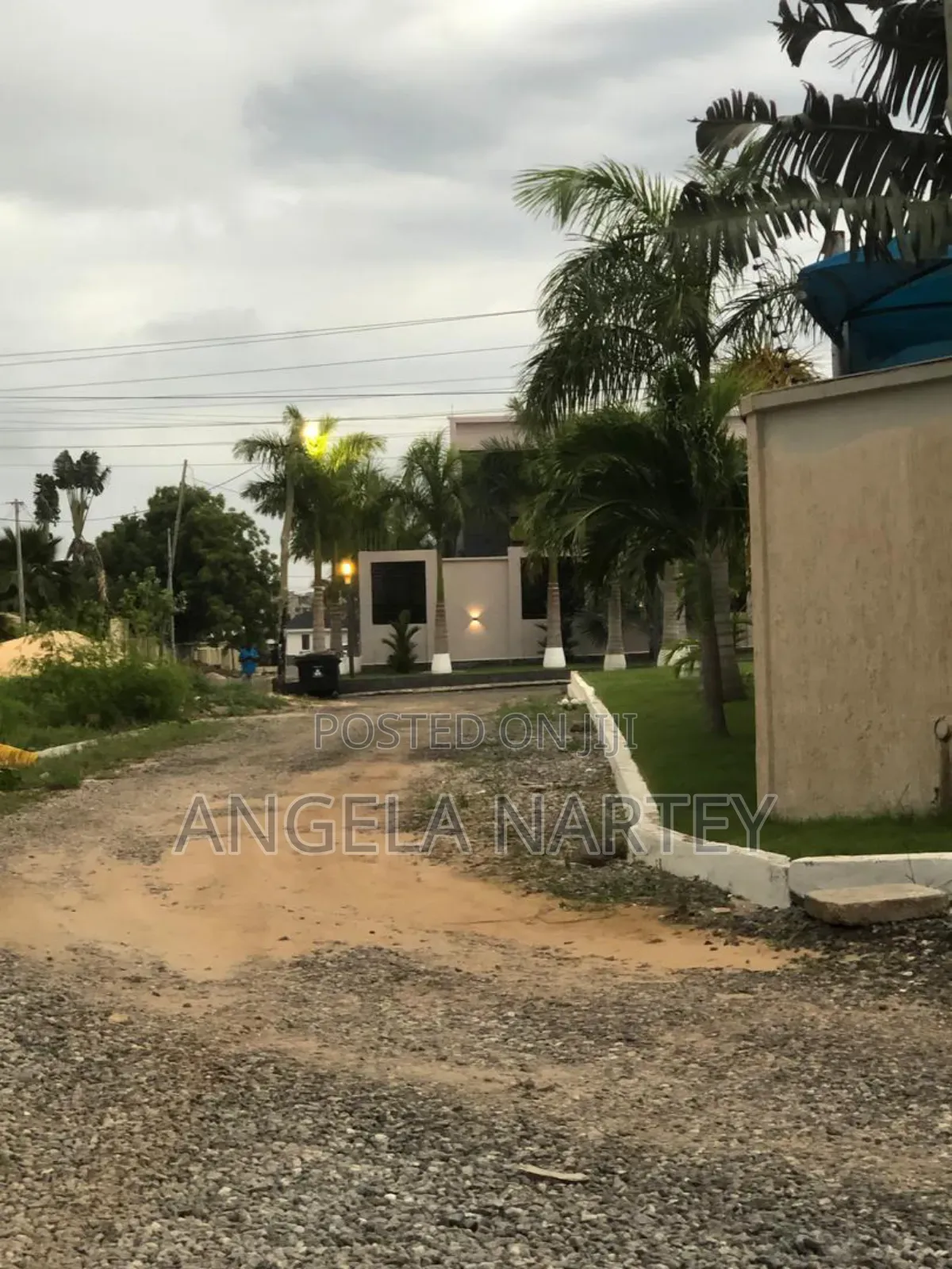 Two and Half Plots in Sakumono Estates