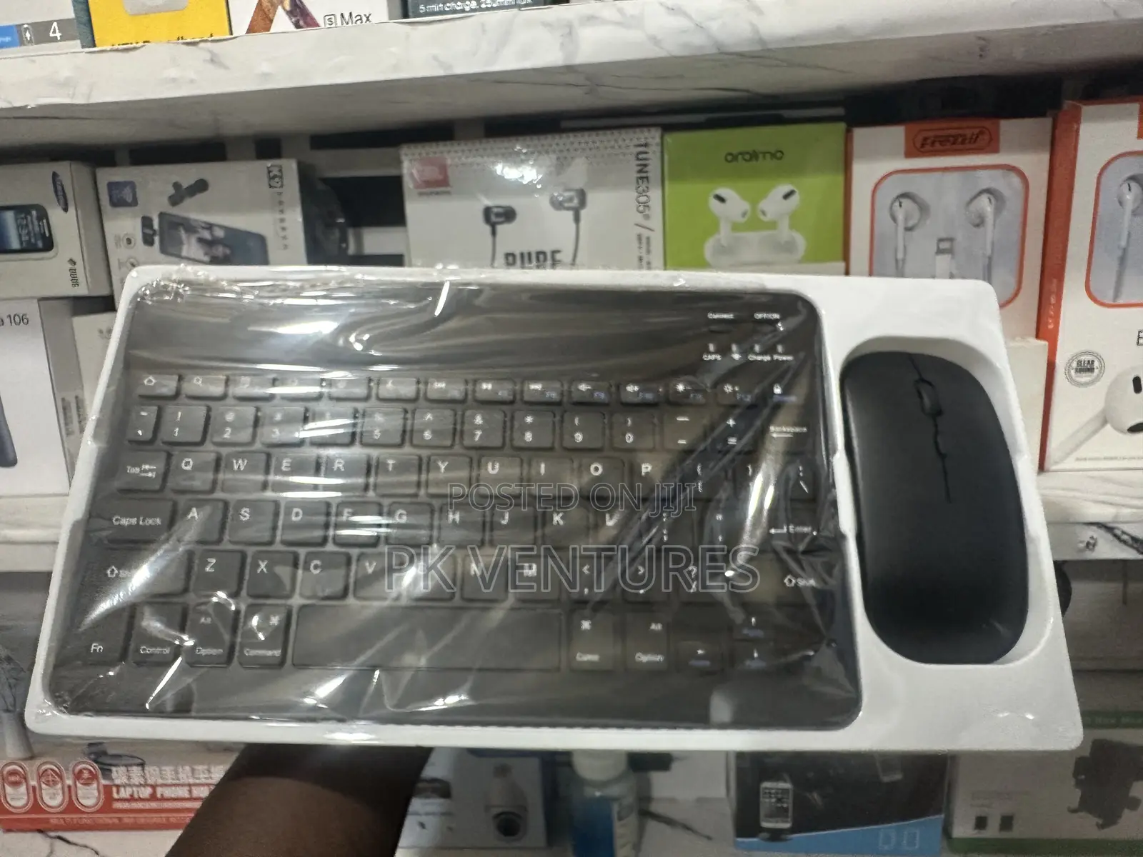 Bluetooth Keyboard With Mouse