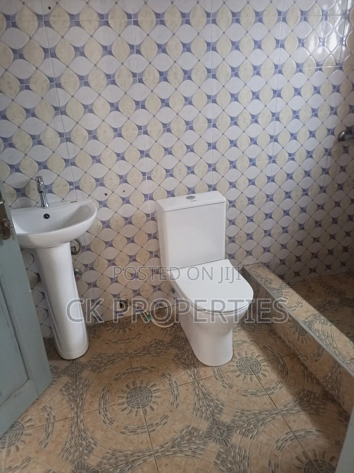 1bdrm Apartment in Dome for rent