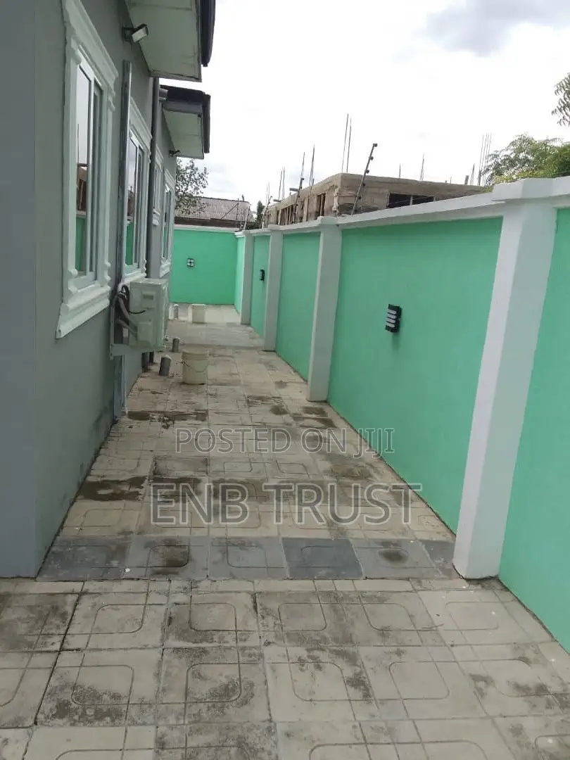 3bdrm House in Sarpeiman, Amasaman for sale