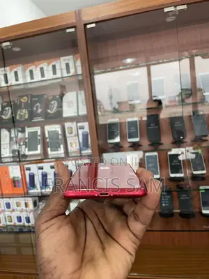 Apple iPhone XR 128 GB Red