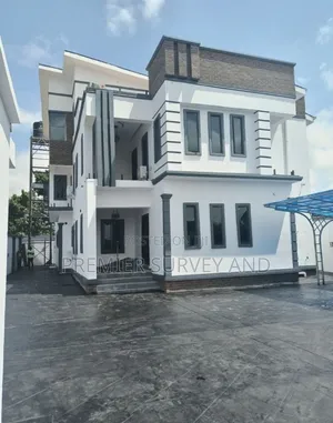 Custom Building Construction