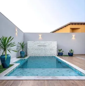 Swimming Pool Construction Expert